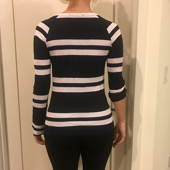 INTERNATIONAL CONCEPTS BLACK & WHITE STRIPED TOP - Picture 5 of 7
